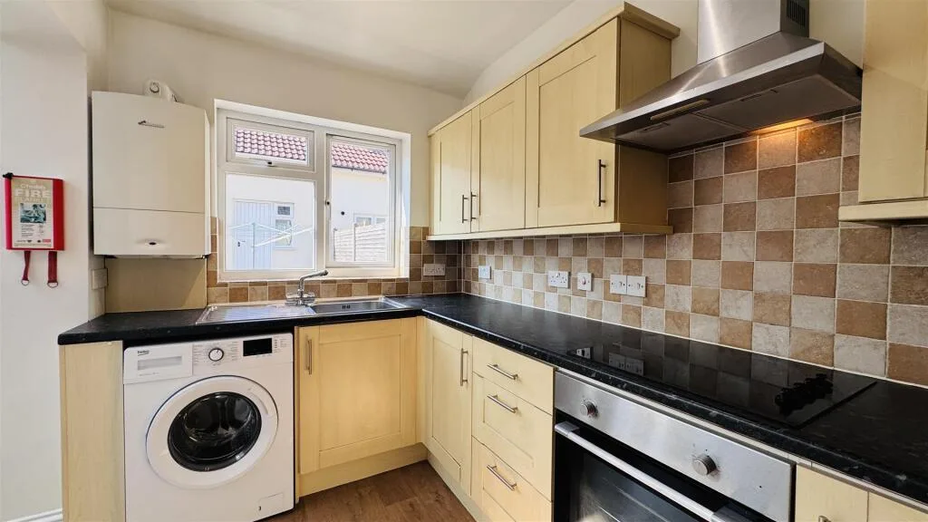 4 bedroom terraced house for rent