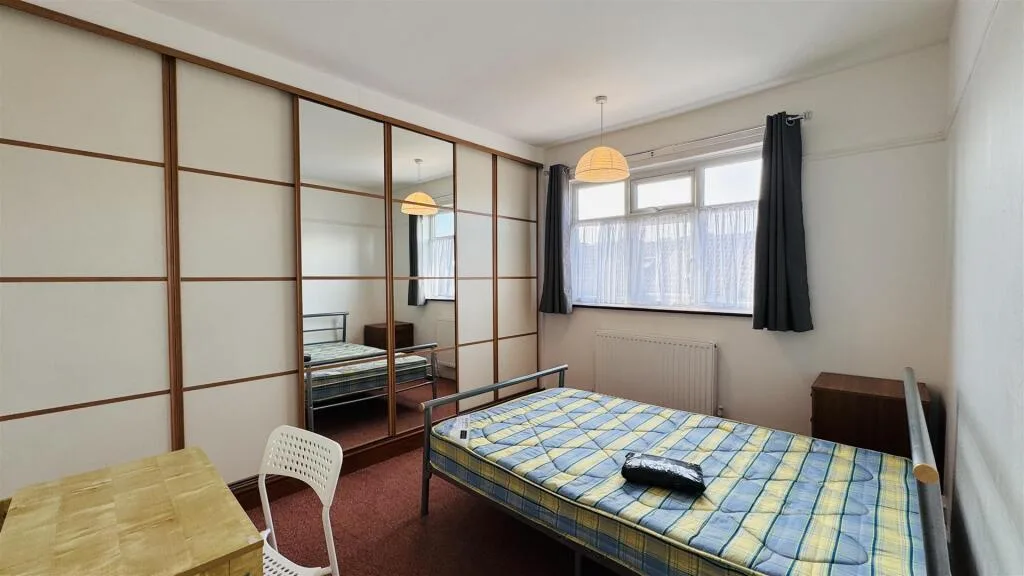 4 bedroom terraced house for rent