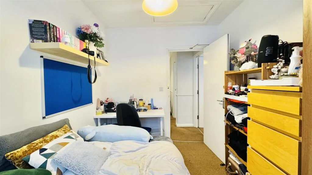 4 bedroom terraced house for rent
