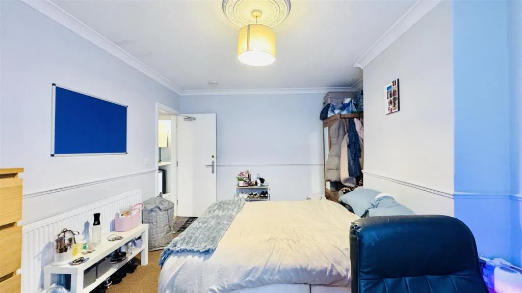 4 bedroom terraced house for rent
