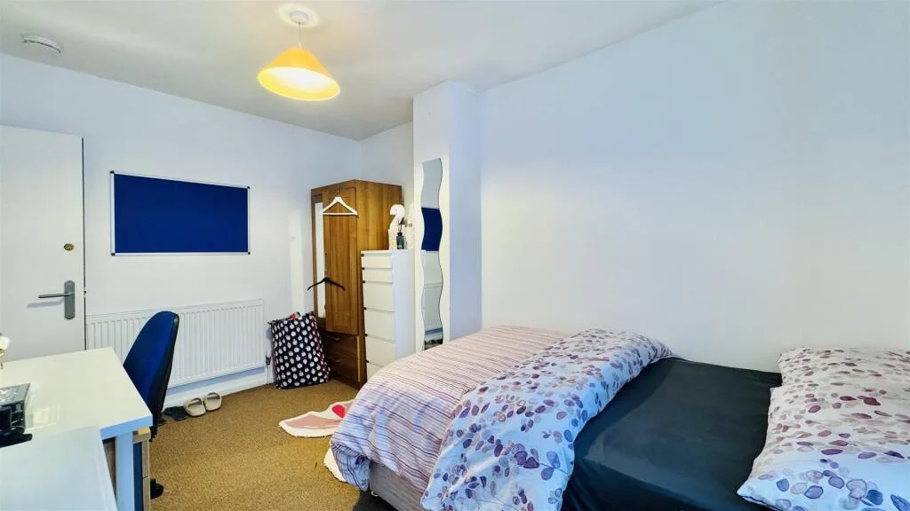 4 bedroom terraced house for rent