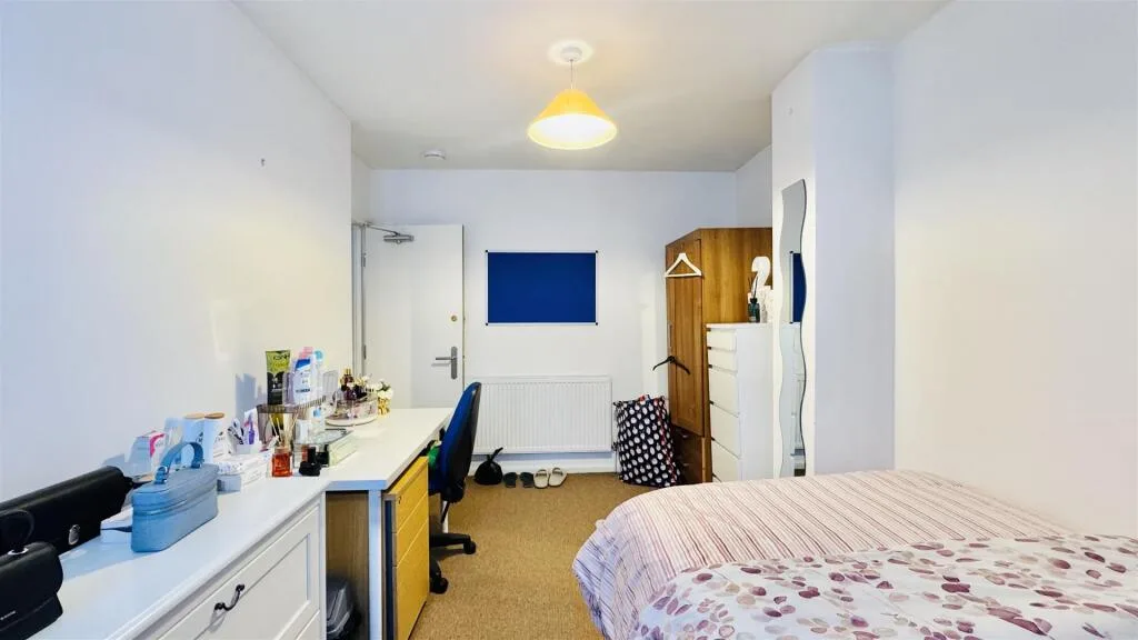 4 bedroom terraced house for rent