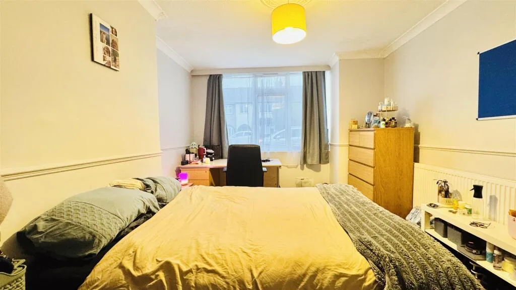 4 bedroom terraced house for rent