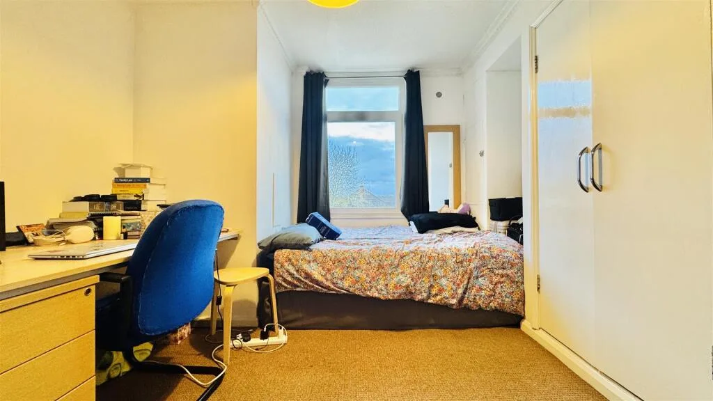 4 bedroom terraced house for rent