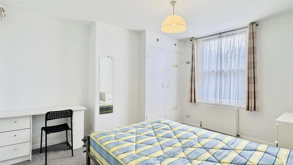 4 bedroom terraced house for rent