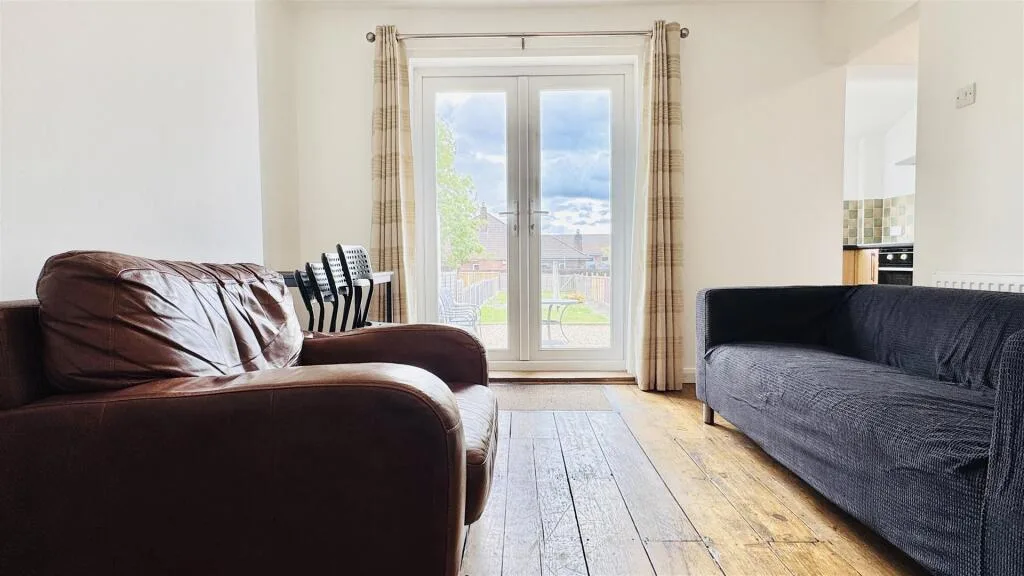 4 bedroom terraced house for rent