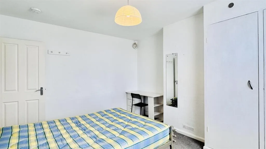 4 bedroom terraced house for rent