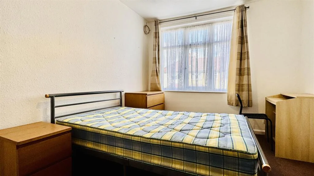 4 bedroom terraced house for rent