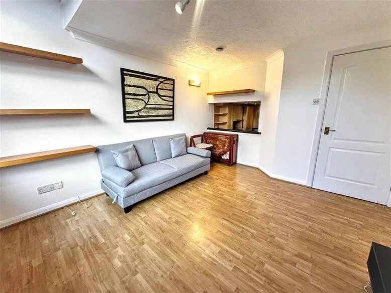 2 bedroom house for rent