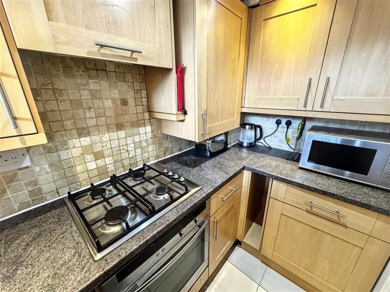 2 bedroom house for rent