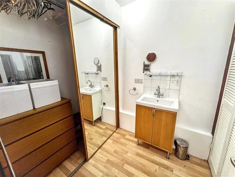 2 bedroom house for rent