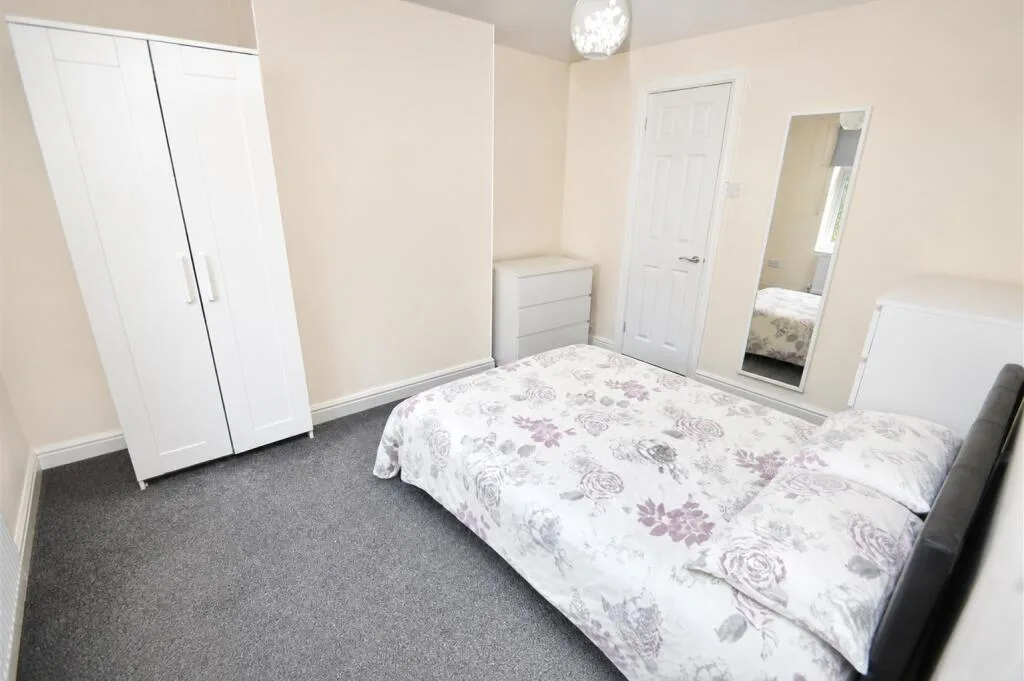 4 bedroom house for rent