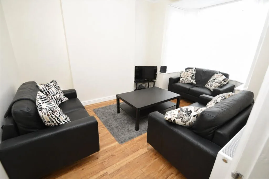 4 bedroom house for rent