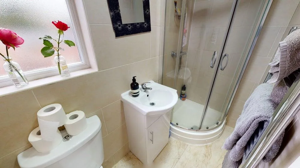 7 bedroom house for rent