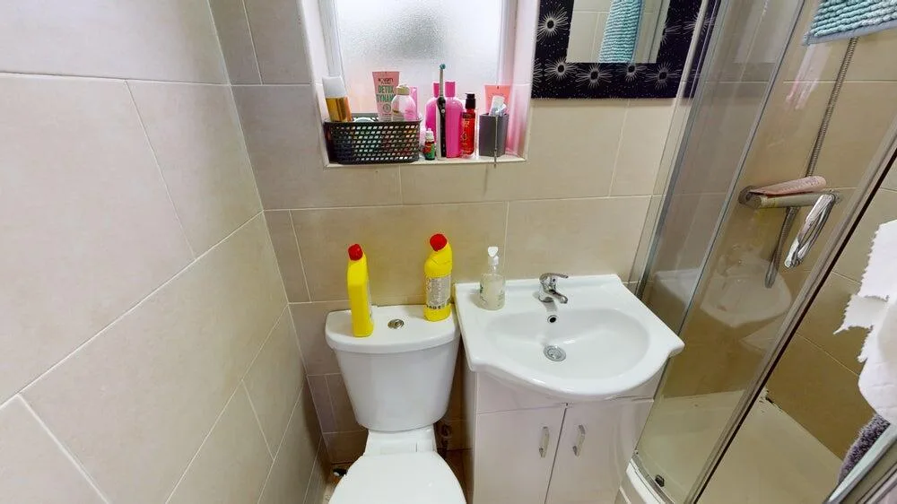 7 bedroom house for rent