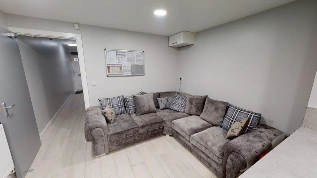 5 bedroom house for rent