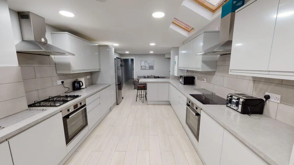 5 bedroom house for rent