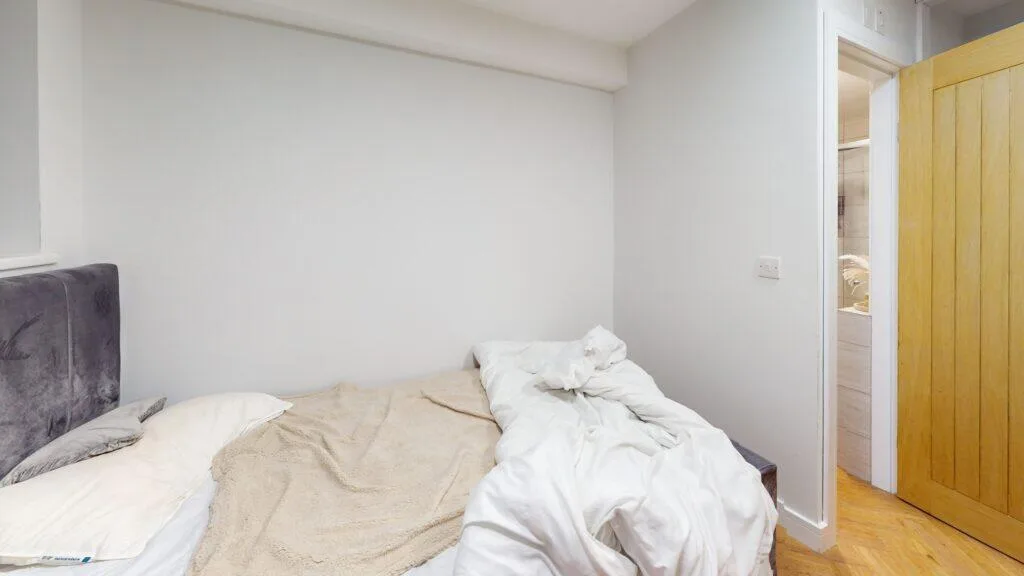5 bedroom house for rent