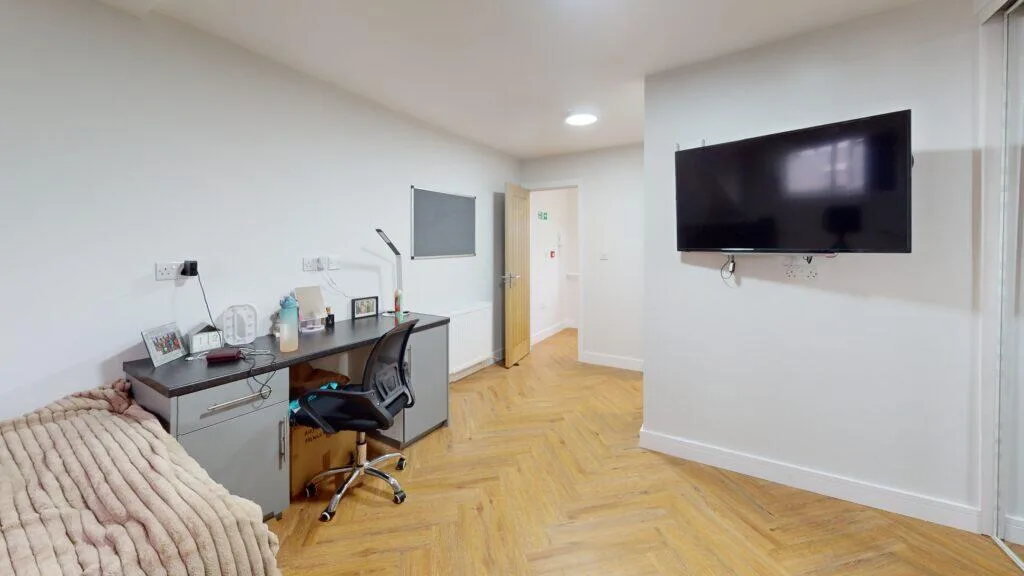 5 bedroom house for rent