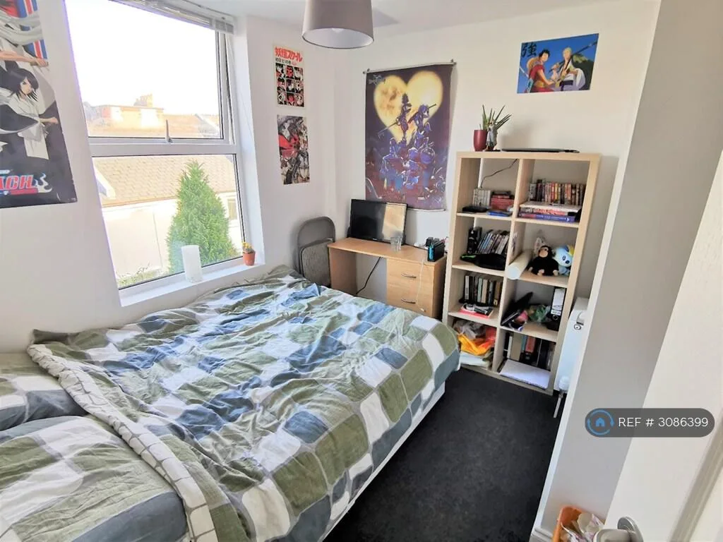 6 bedroom terraced house for rent