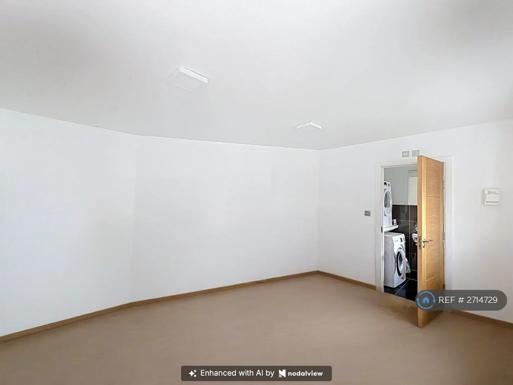 4 bedroom semi-detached house for rent