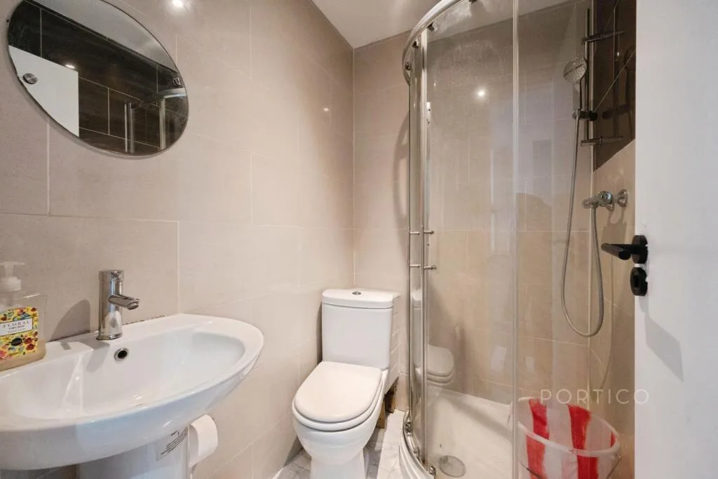 4 bedroom terraced house for rent