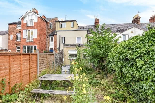 4 bedroom terraced house for rent