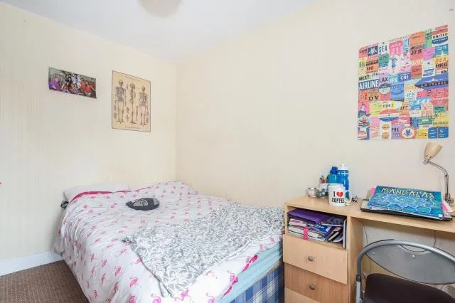 4 bedroom terraced house for rent