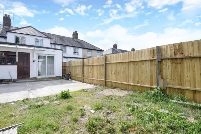4 bedroom terraced house for rent