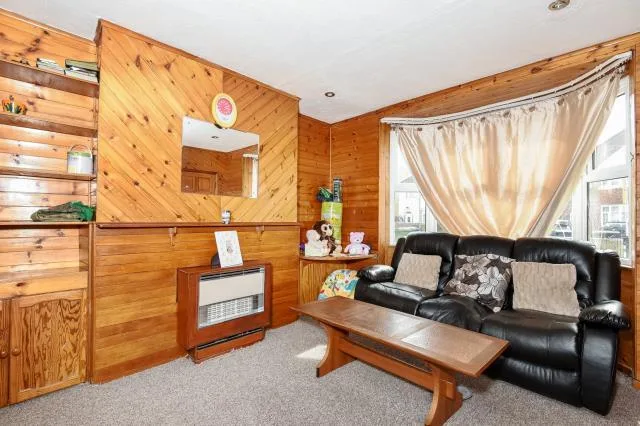 4 bedroom terraced house for rent