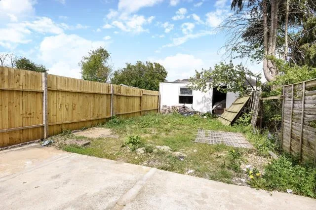 4 bedroom terraced house for rent