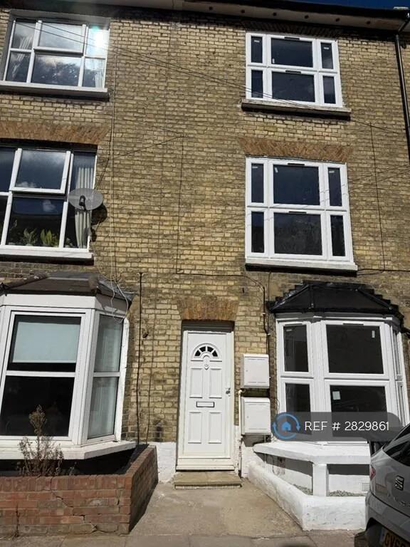 3 bedroom terraced house for rent