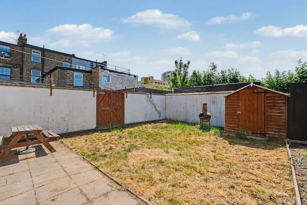2 bedroom flat for rent