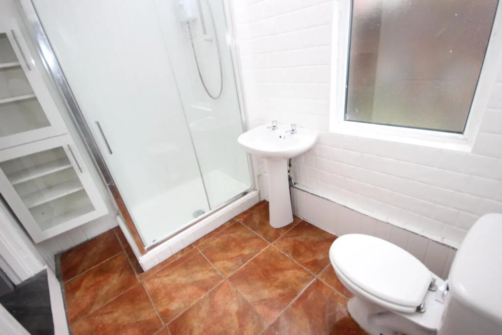7 bedroom terraced house for rent