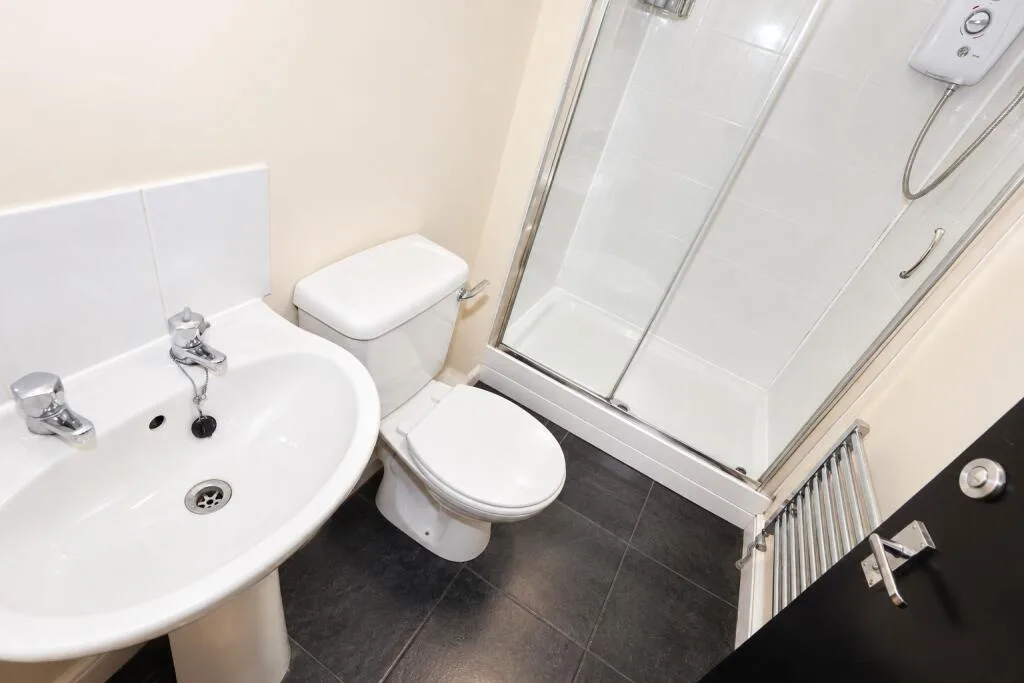7 bedroom terraced house for rent