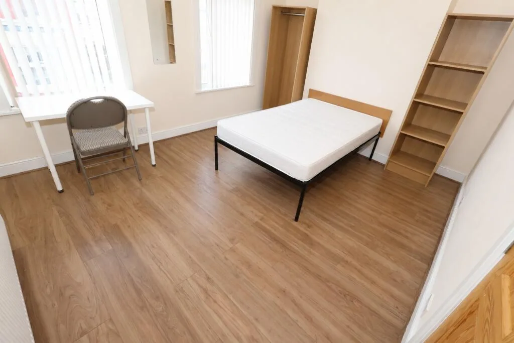 4 bedroom terraced house for rent