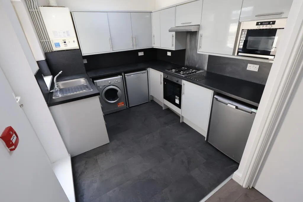 4 bedroom terraced house for rent