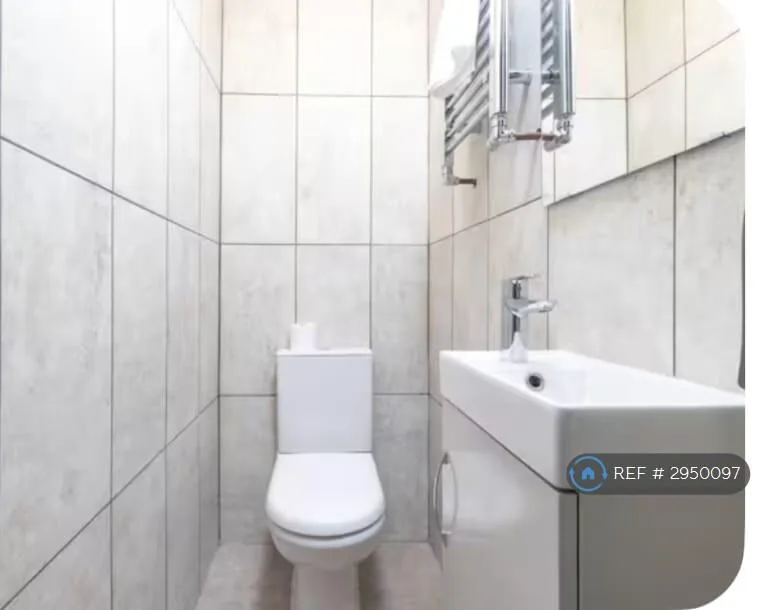 3 bedroom semi-detached house for rent