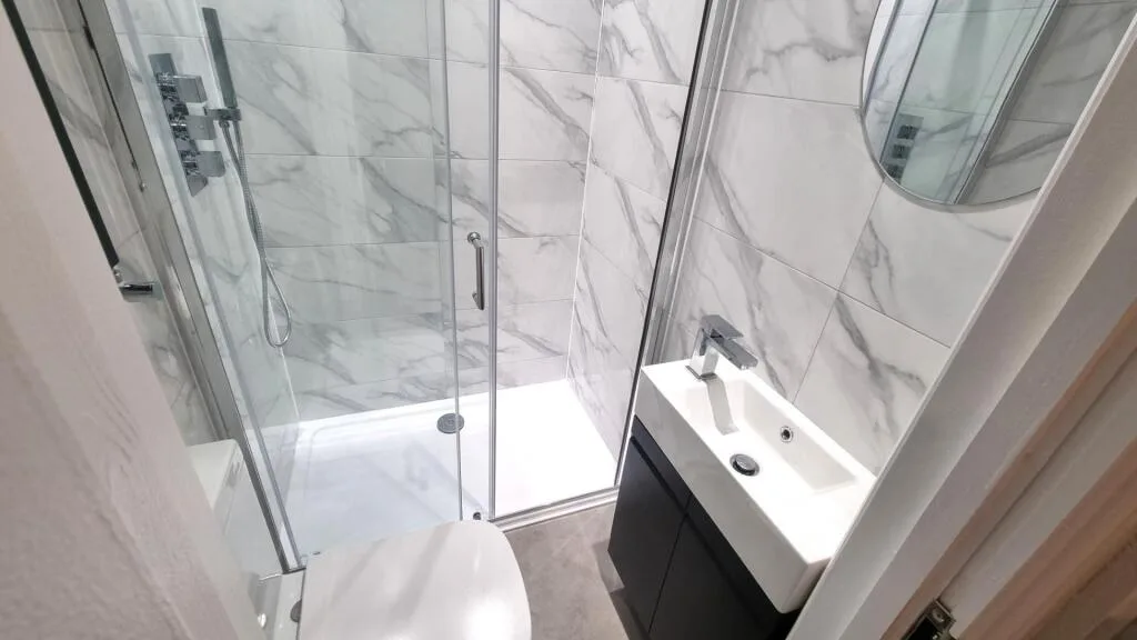 4 bedroom end of terrace house for rent