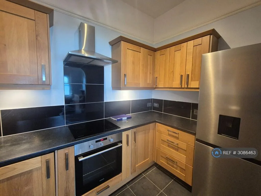2 bedroom flat for rent