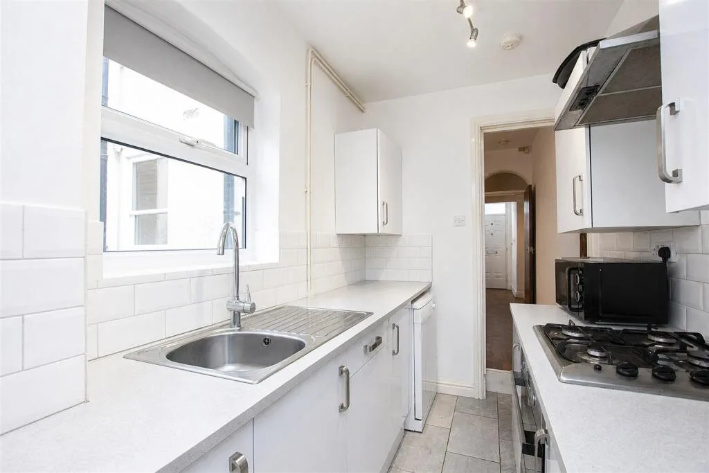 4 bedroom house for rent