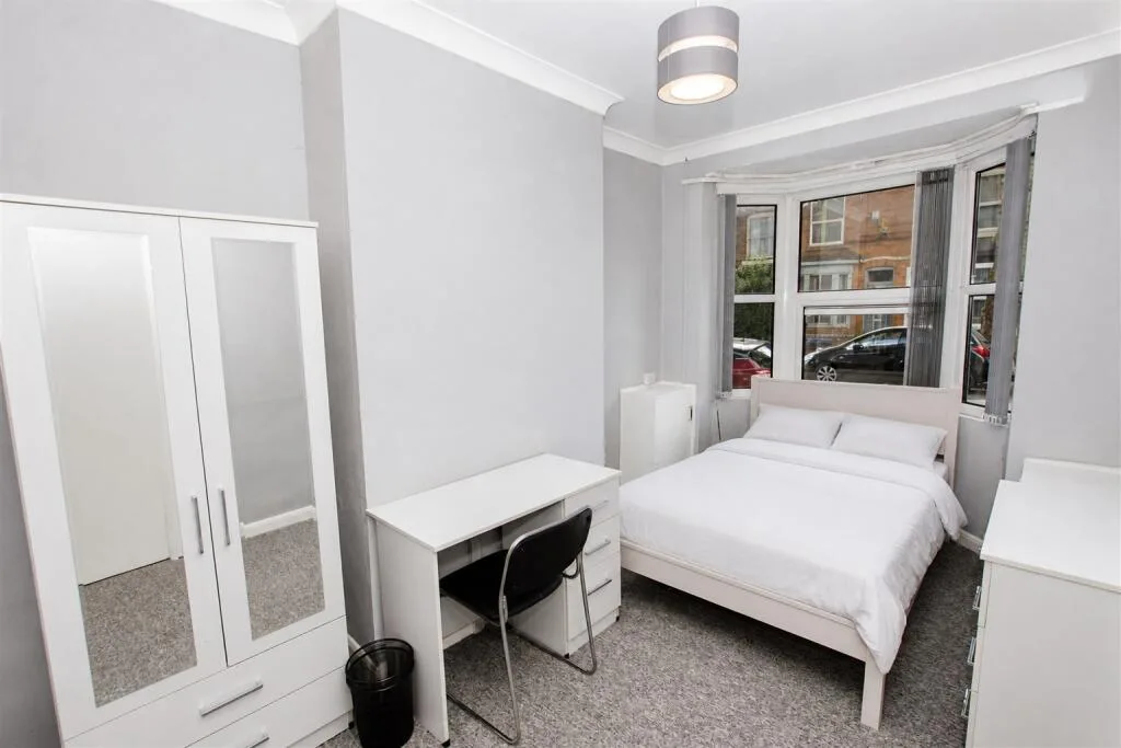 4 bedroom house for rent
