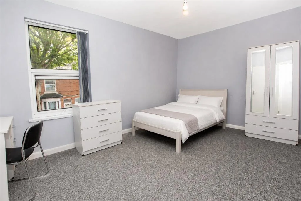 4 bedroom house for rent