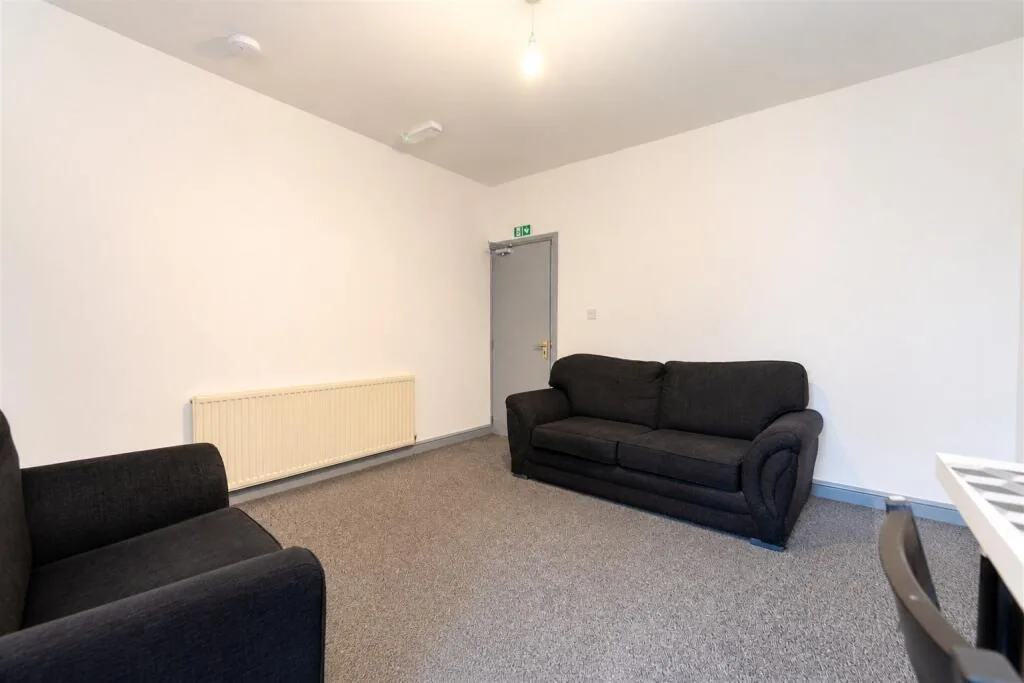 4 bedroom house for rent