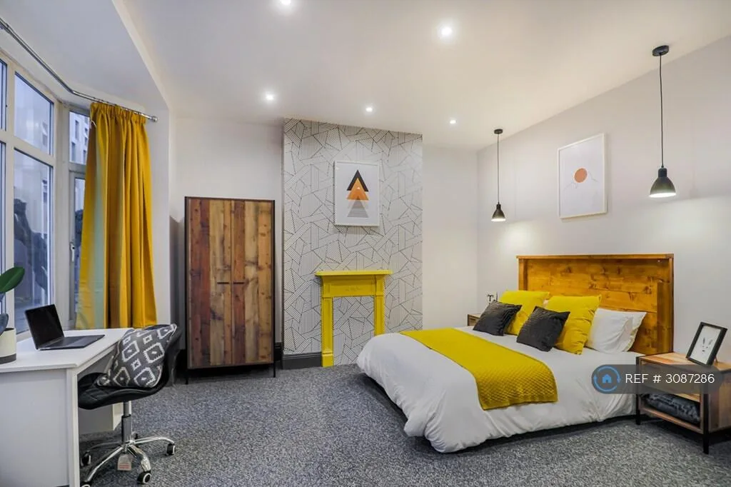 6 bedroom terraced house for rent