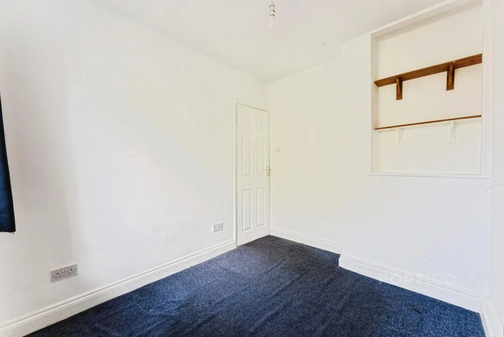 2 bedroom house for rent