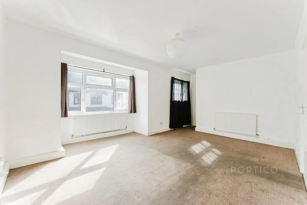 2 bedroom house for rent
