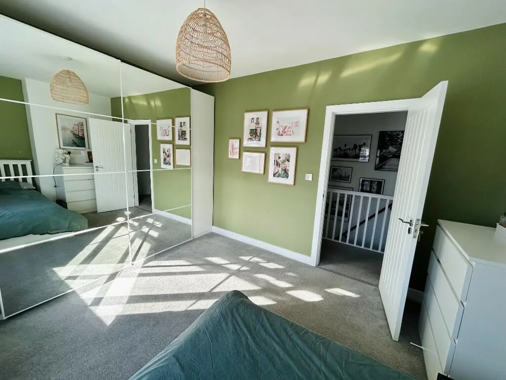 3 bedroom semi-detached house for rent