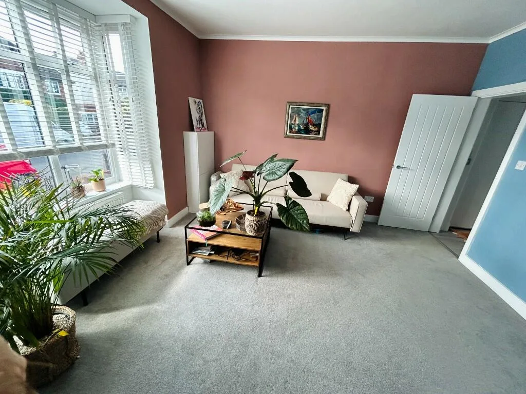 3 bedroom semi-detached house for rent