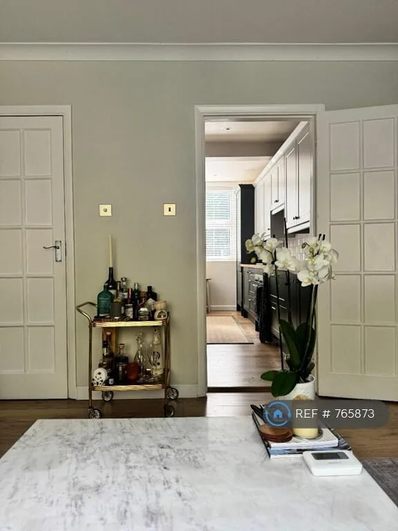 2 bedroom detached house for rent